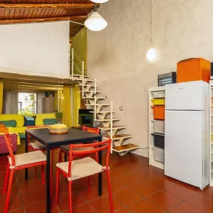 la-dimora-di-via-manzoni.taorminaitalyhotels.com/